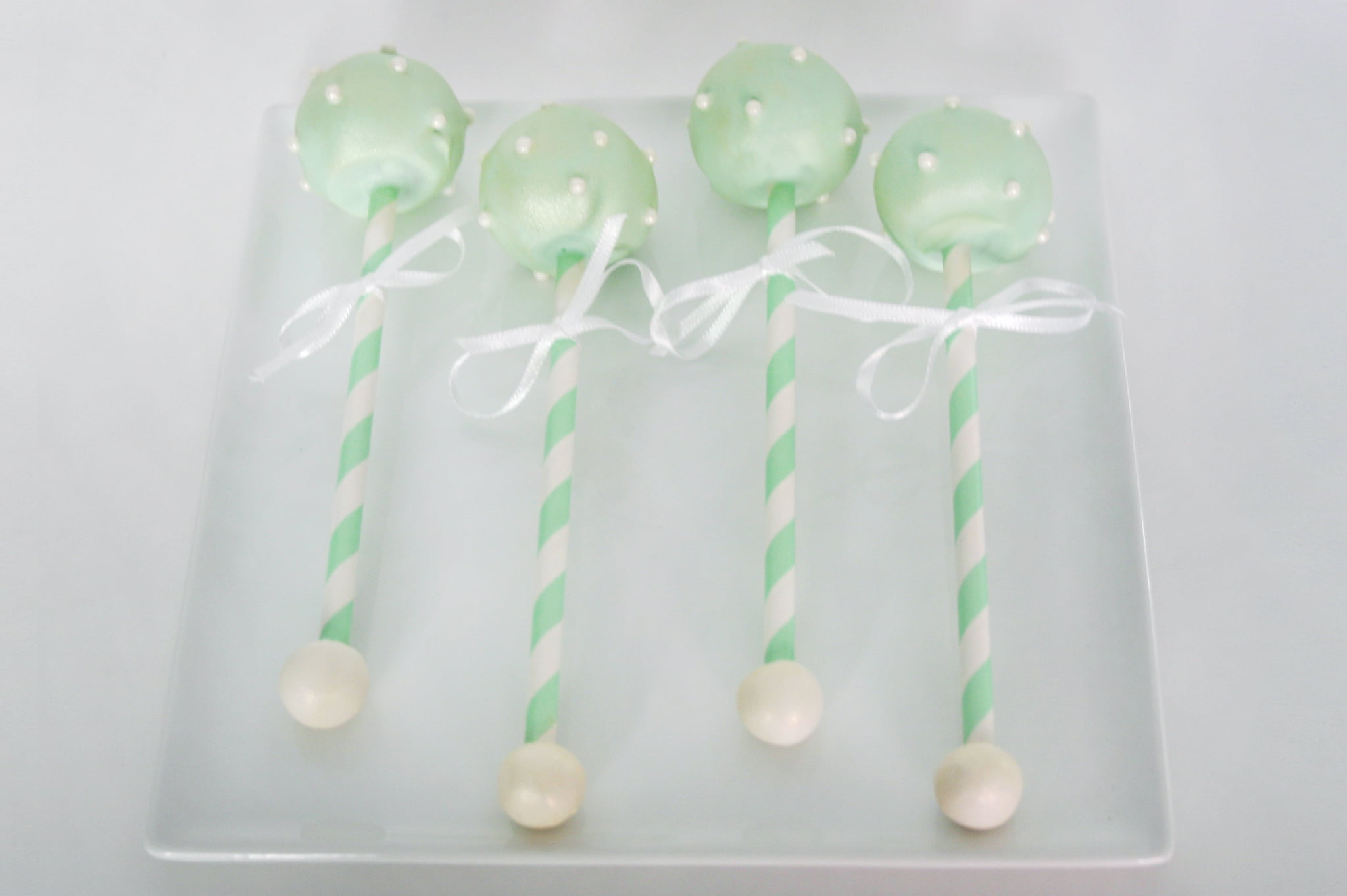 Bridal Shower / Wedding Cake Pops Favors with Customized Text Tags - Self  Standing | Candy's Cake Pops